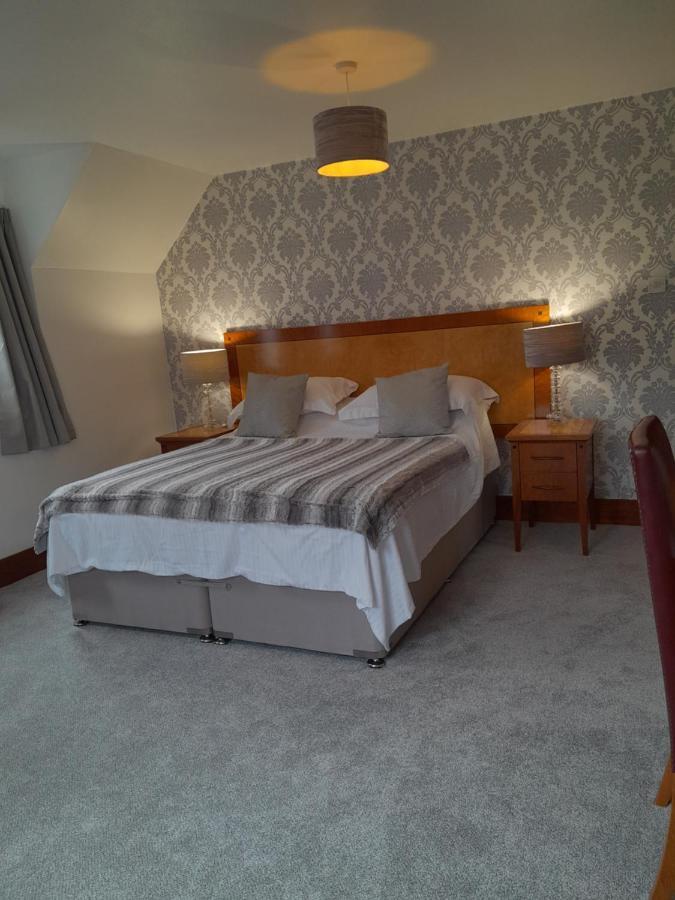 Sadlers Guest House Wokingham Exteriör bild